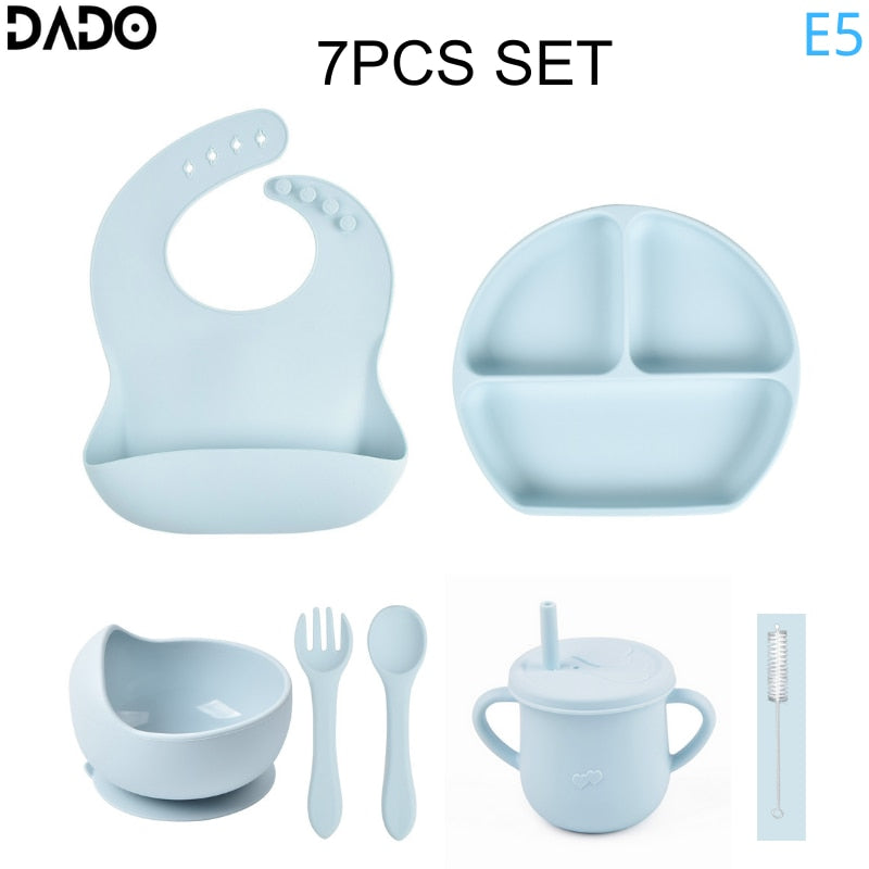 Baby Feeding Set Silicone Suction Bowls Divided Plates Straw Sippy Cup Toddler Self Eating Utensils Dishes Kit Bibs Spoons Fork